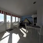 Avis Skwer Kosciuszki 39 *